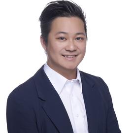 Russell W Chan
